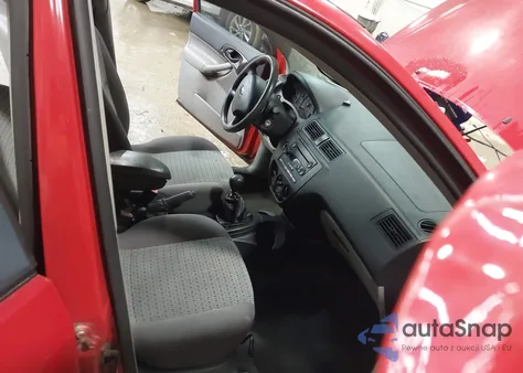 2006 Ford Focus Zx4 z USA, uszkodzony, nr VIN 1FAFP34N16W249240